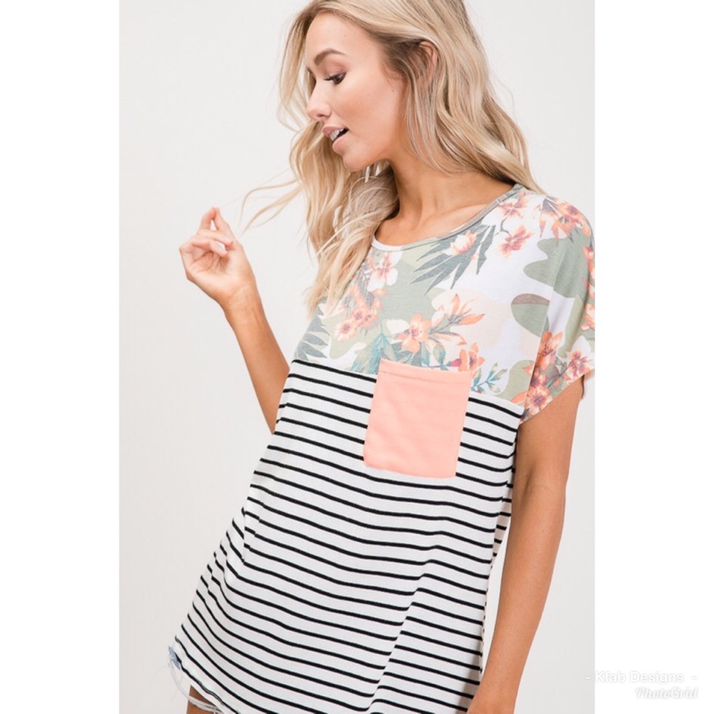 🛍LAST 1! Tropical Flower Color Block Print Top - Picture 3 of 8